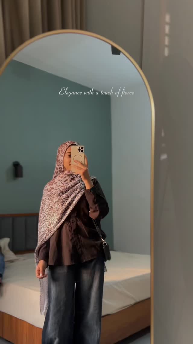 Animal printed hijab🐆
Available in more colors ✨
.
@wa.hijab_
.
.
.
#trendingnow #style #instafashion